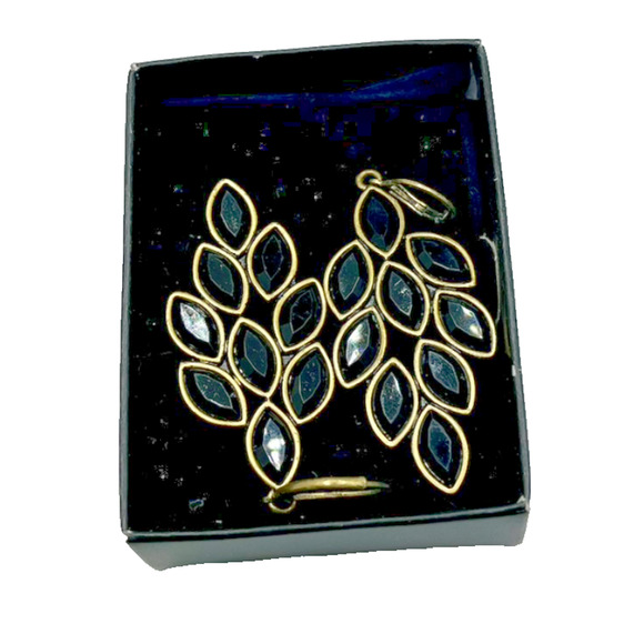 Avon Open Work Teardrop Earrings - Silvertone - Picture 6 of 7